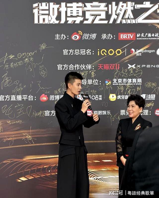 大分从邓亚萍看他的眼神就知道他多帅瓦力游